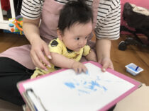 ベビー手形アート